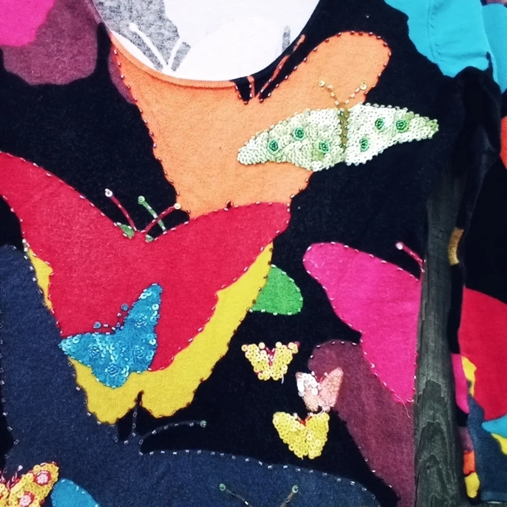 VINTAGE ALBERTO MAKALI BUTTERFLY BEADED SZ S COLORED PATTERN TOP Y2K ROUND NECK - Picture 6 of 9
